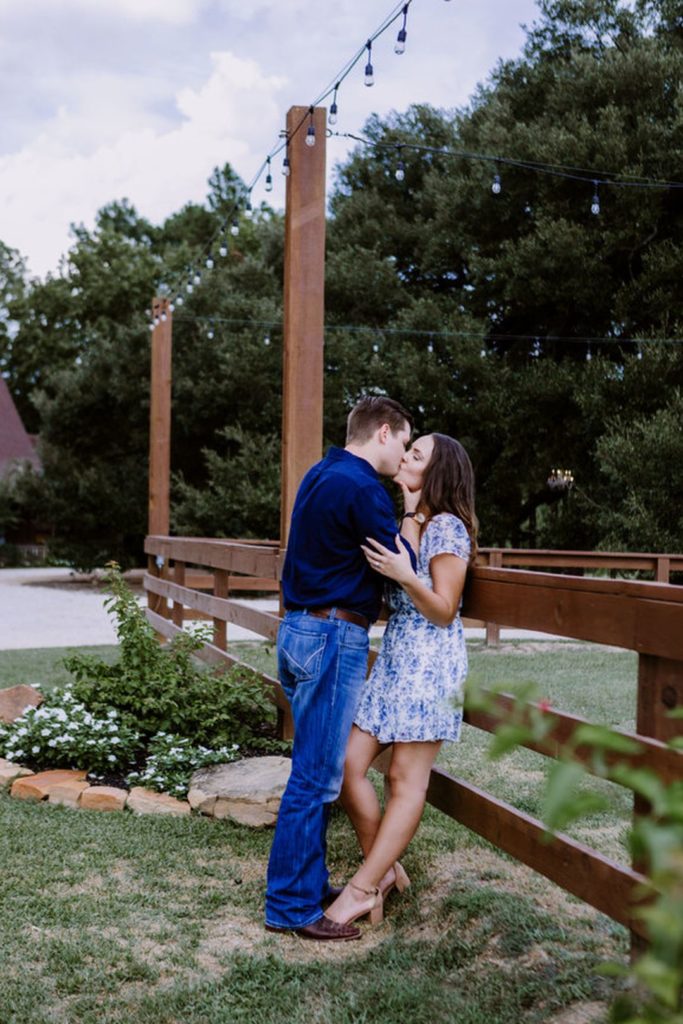 Spring Engagement Session in Texas - Pine Lake Ranch