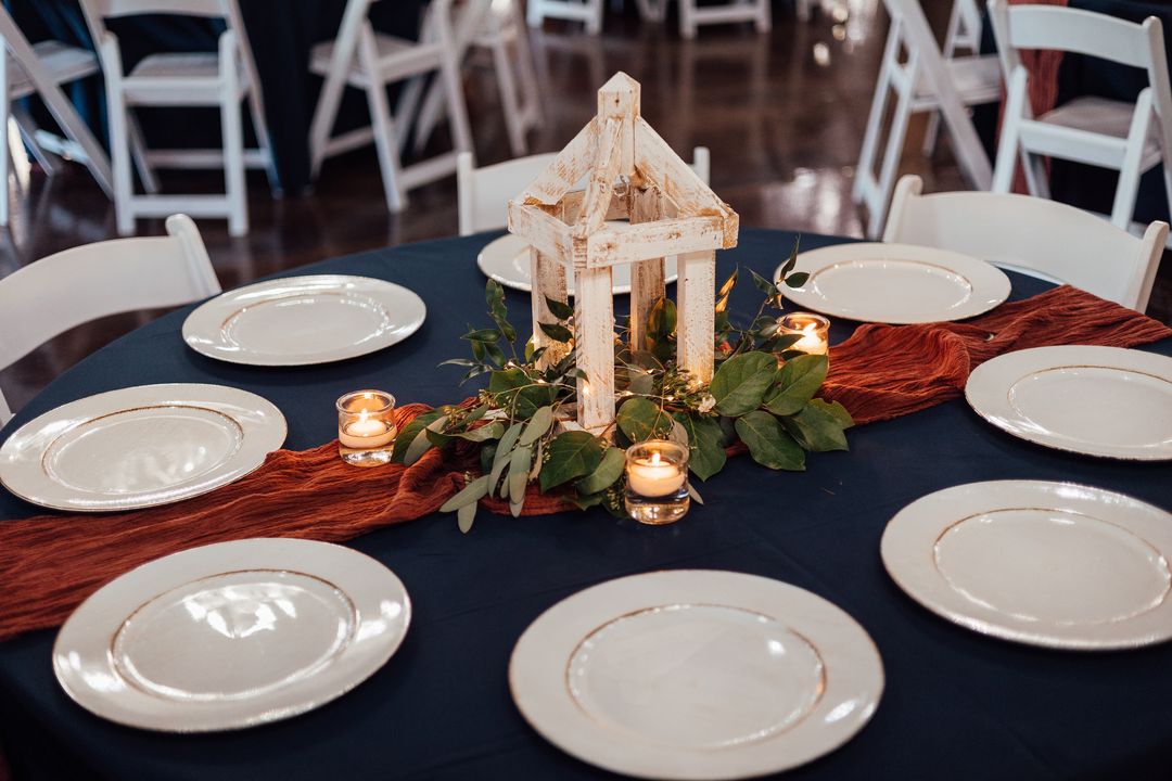vibrant wedding tablescape