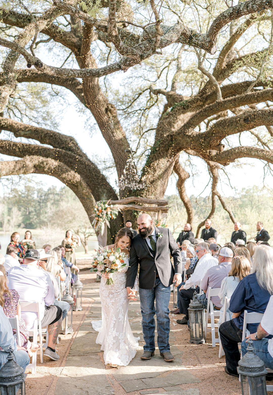 bride and groom wedding ceremony in texas