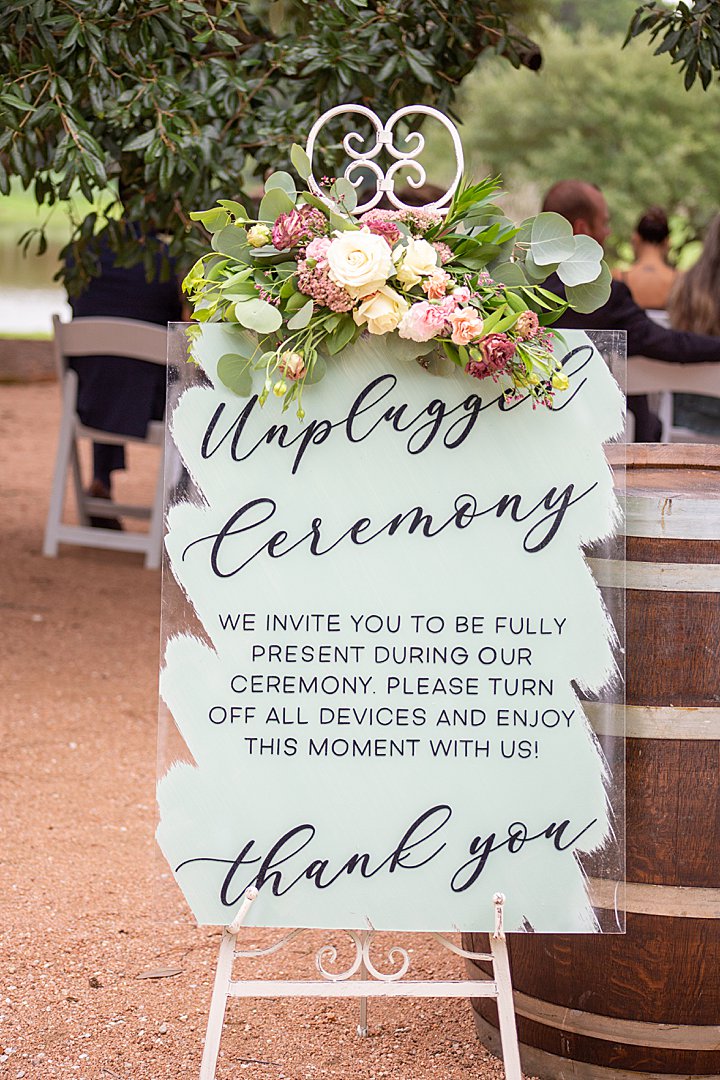 8 unplugged ceremony sign