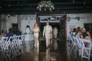 50 Reasons Wedding Guests Leave a Wedding Early